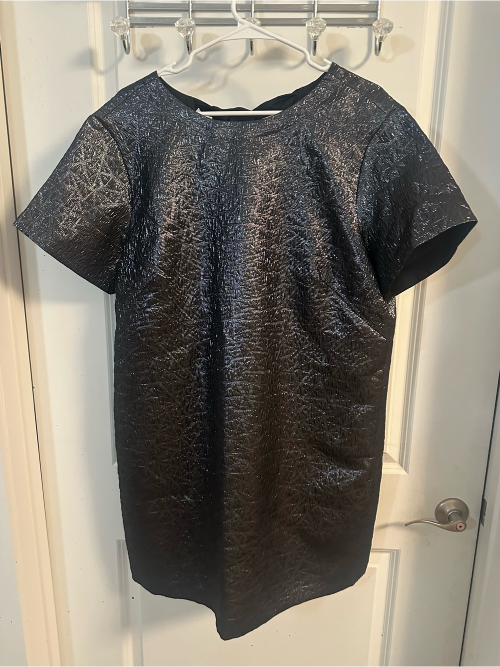 LOFT Black Textured Short Sleeve Shift Dress